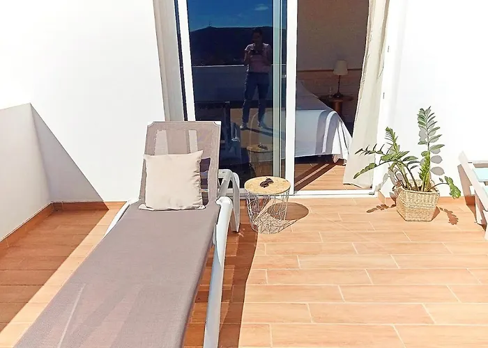Calma Climatized Pool Private Jacuzzi In Tarajalejo Вилла Туйнехе
