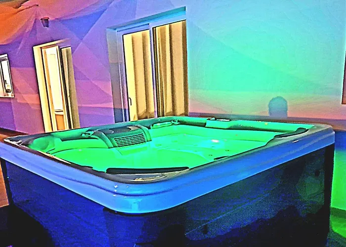 Calma Climatized Pool Private Jacuzzi In Tarajalejo Вилла *