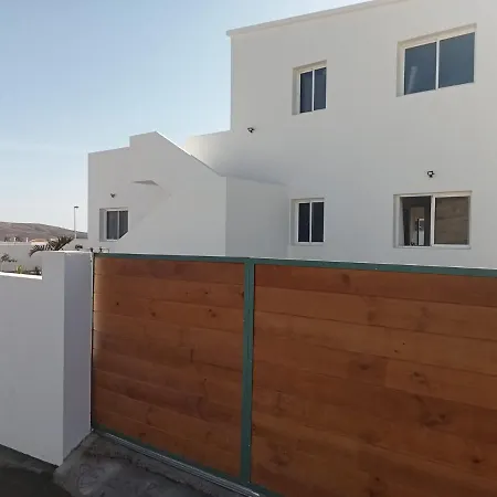 Calma Climatized Pool Private Jacuzzi In Tarajalejo Villa