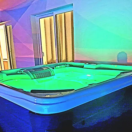 Calma Climatized Pool Private Jacuzzi In Tarajalejo Villa *